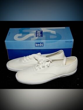 Keds White Women's Lace-Up Sneakers